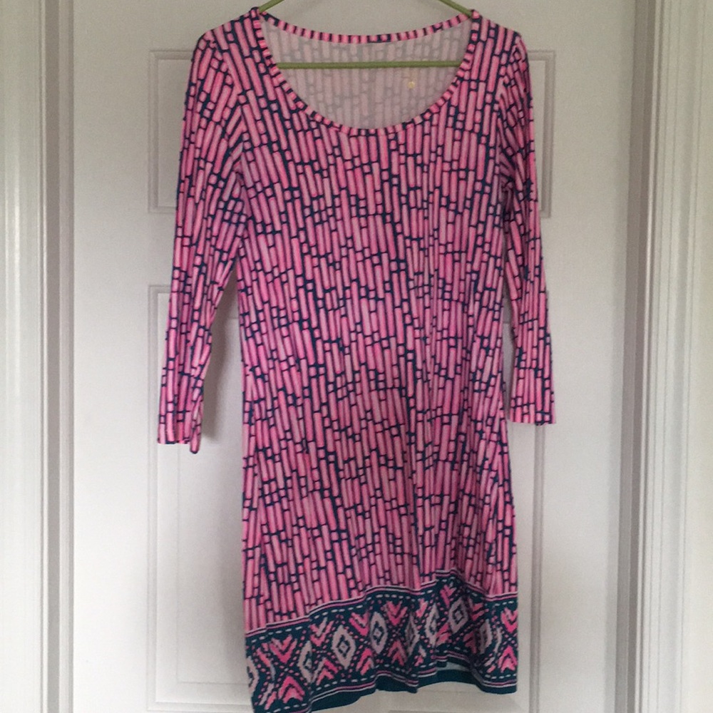 Excellent condition 3/4 sleeve Lilly dress!